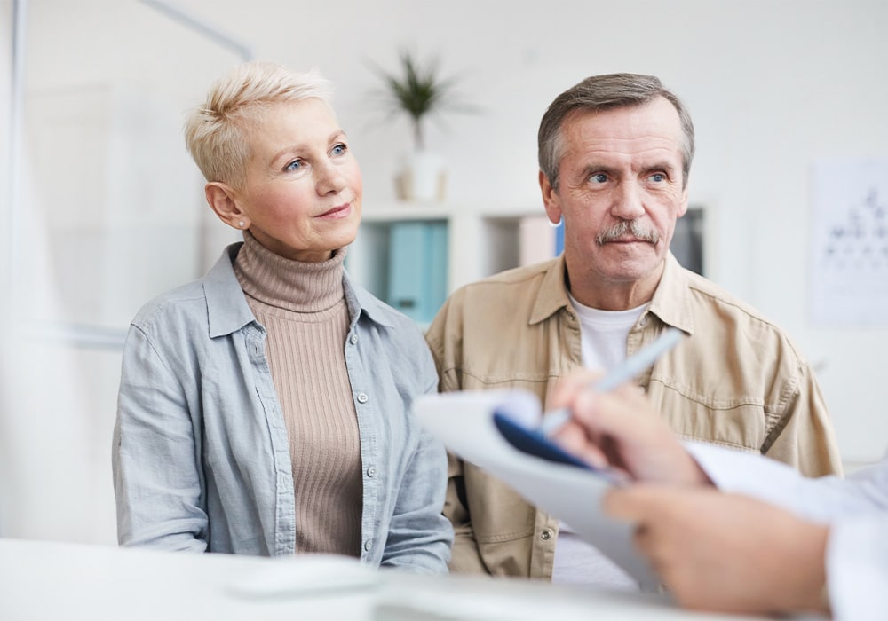 senior-couple-at-doctors-consultation